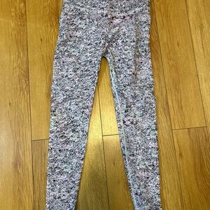 Women’s Fabletics Multicolor Leggings. Like new!!